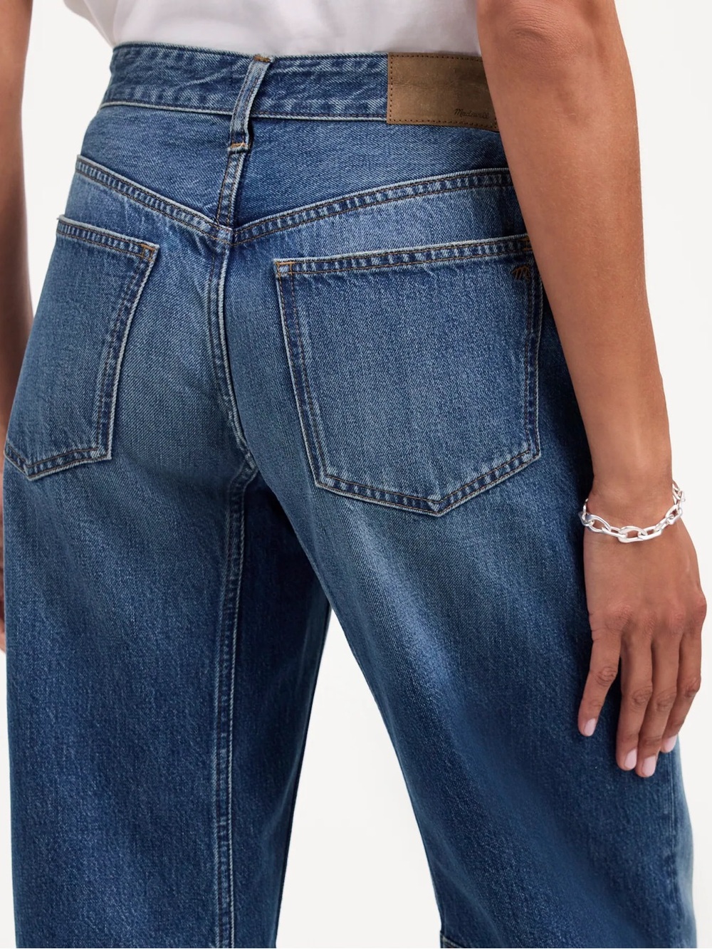 NWT Madewell Darted Barrel Leg Jean 28 Irmo Wash Rigid - Picture 7 of 14